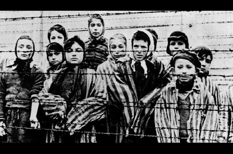 Amia y ONU Argentina rindieron homenaje a las viacutectimas del Holocausto