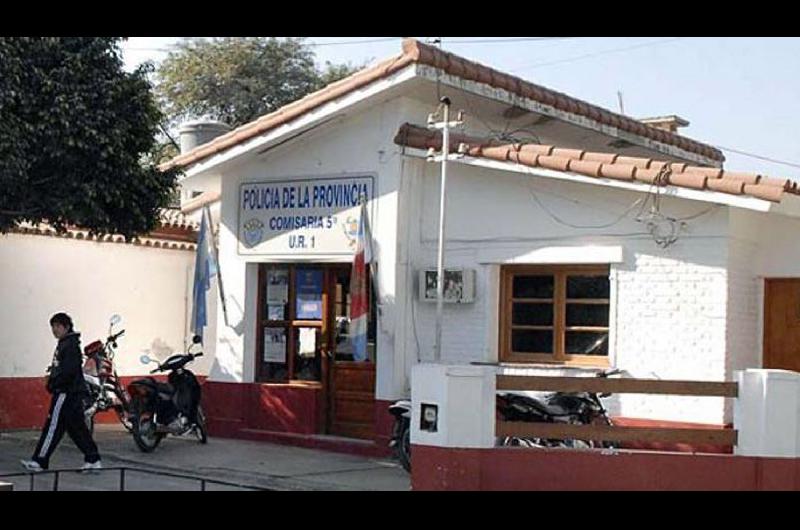 Fue a recuperar 45000 y 10 gramos de cocaiacutena y lesionoacute a dos joacutevenes