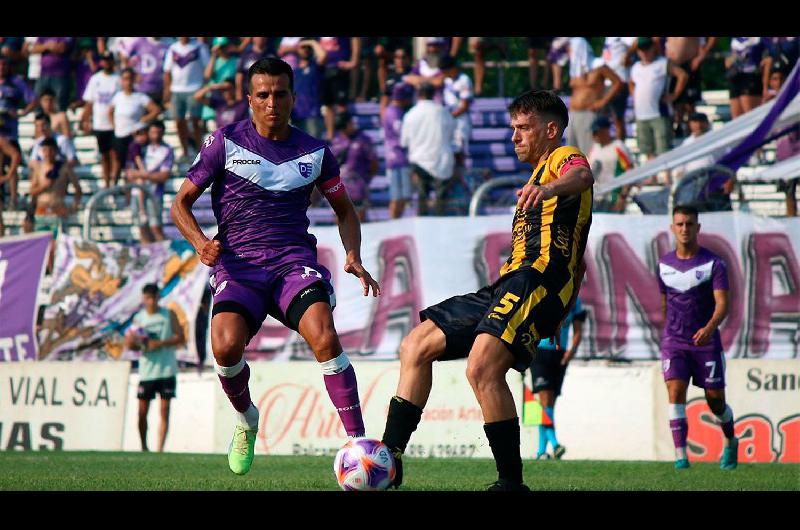 Mitre sumoacute un punto en su debut en la Primera Nacional