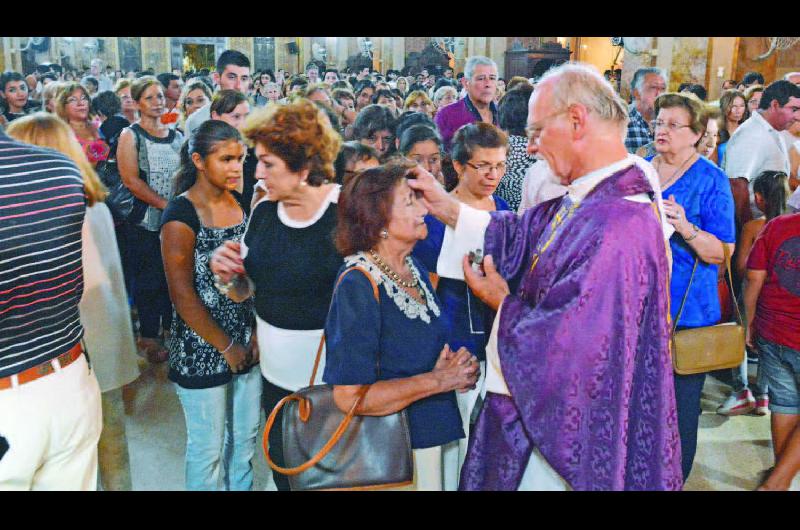 Con la celebracioacuten del Mieacutercoles de Cenizas la Iglesia Catoacutelica inicia el tiempo de Cuaresma