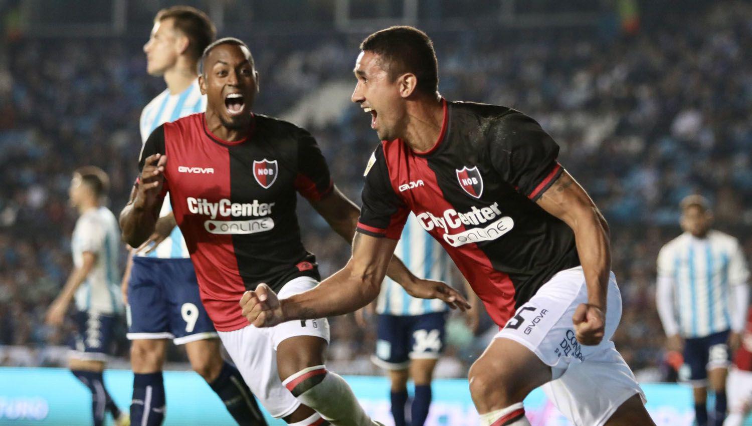 Newell s Old Boys sorprendioacute a Racing