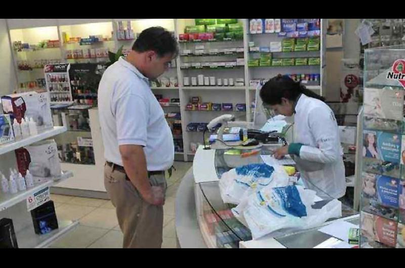 Mayo empezoacute con alzas en precios de medicamentos que llegan hasta un 15-en-porciento-