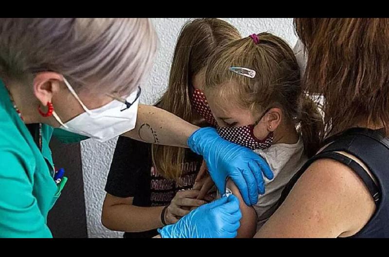 Salud infantil- iquestSe puede aplicar la vacuna antigripal y contra el Covid juntas sin riesgos