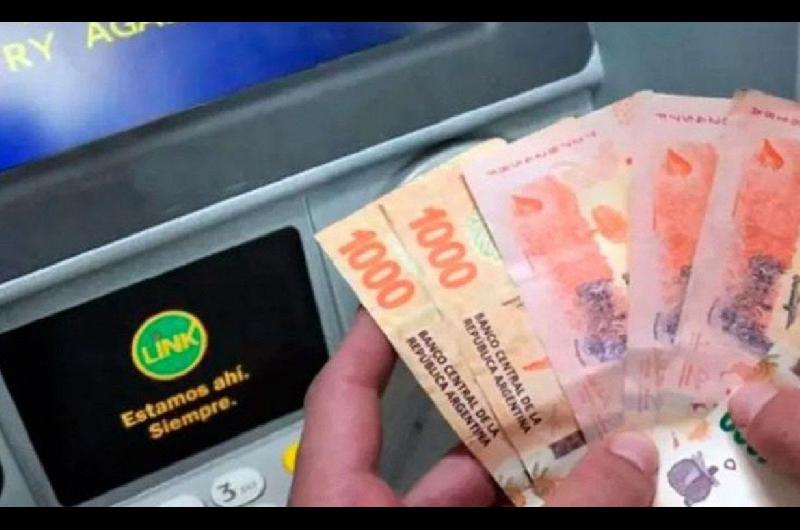 Bonos- casi 6000 M para empleados puacuteblicos tarjeta social y planes