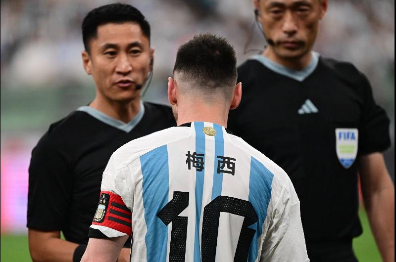 Ineacutedita camiseta argentina con los apellidos en chino