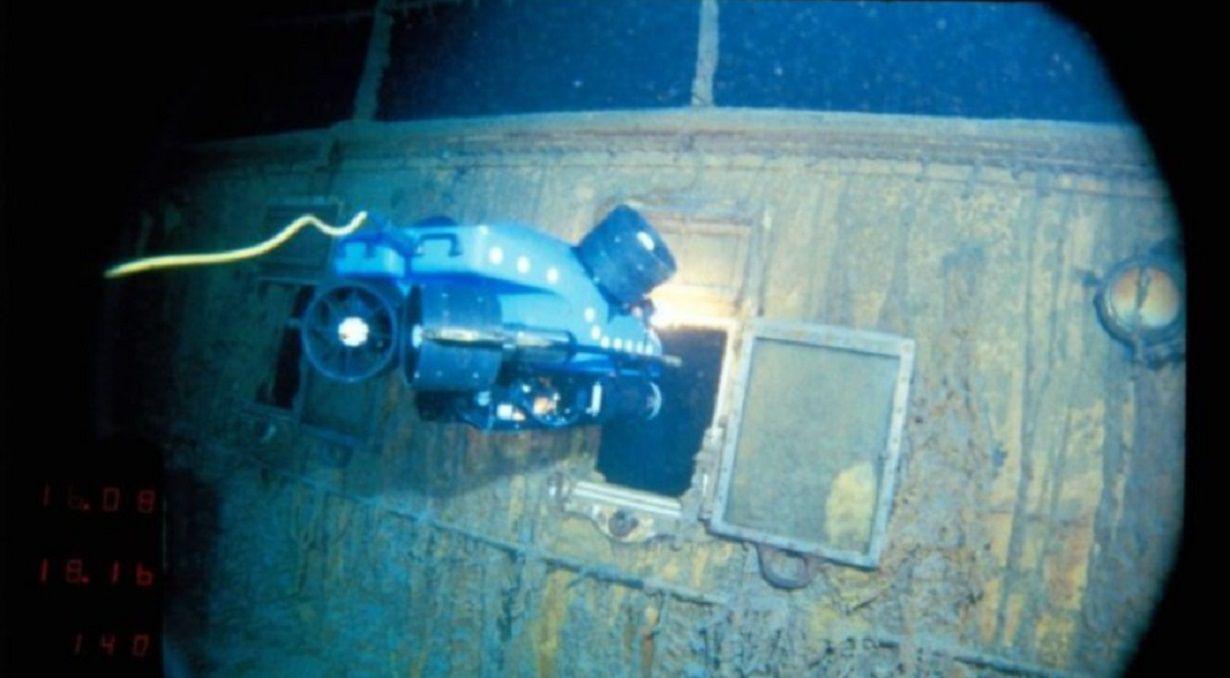 Desaparecioacute un submarino turiacutestico que llevaba a ver los restos del Titanic- cuaacutento costaba la expedicioacuten