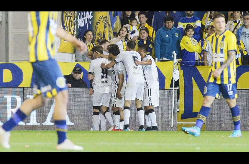 Cambio de horario para el partido de Central Coacuterdoba vs Rosario Central