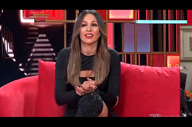 Pampita tachoacute a una querida actriz