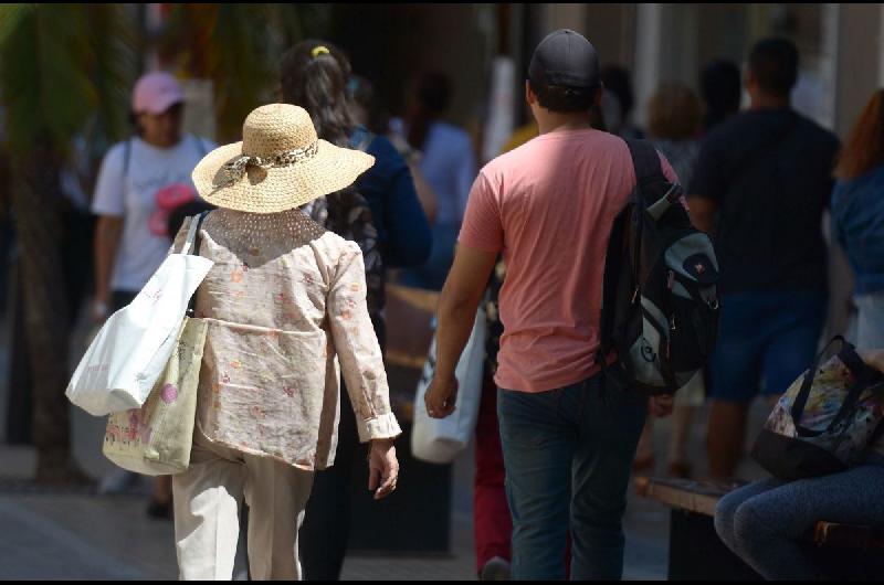 Santiago del Estero tendraacute una maacutexima de 30deg y por la noche podriacutea cambiar el tiempo