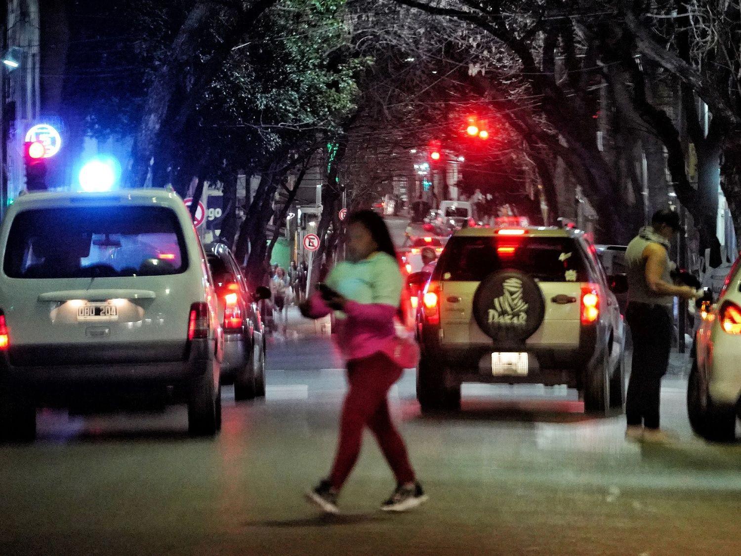 Mujer escondiacutea cocaiacutena en preservativos y vendiacutea en algunos barrios