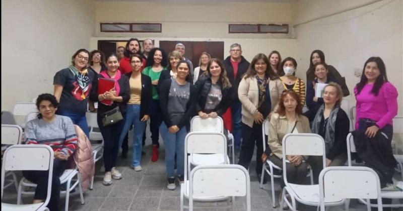 ACTIVIDADES Estuvieron destinadas al equipo docente de ambas instituciones