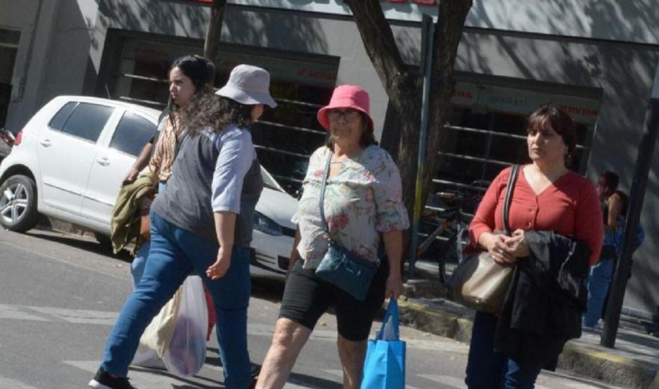 Coacutemo estaraacute el tiempo este lunes en Santiago del Estero