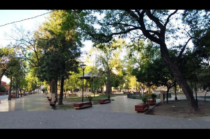 Fresco amanecer en Santiago con apenas 5deg- coacutemo continuaraacute el tiempo durante este domingo