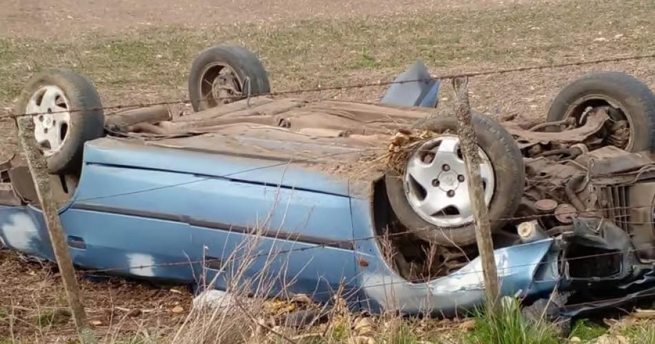 DESTRUCCIÓN El coche dio varios tumbos La mujer dejó de existir casi en el acto