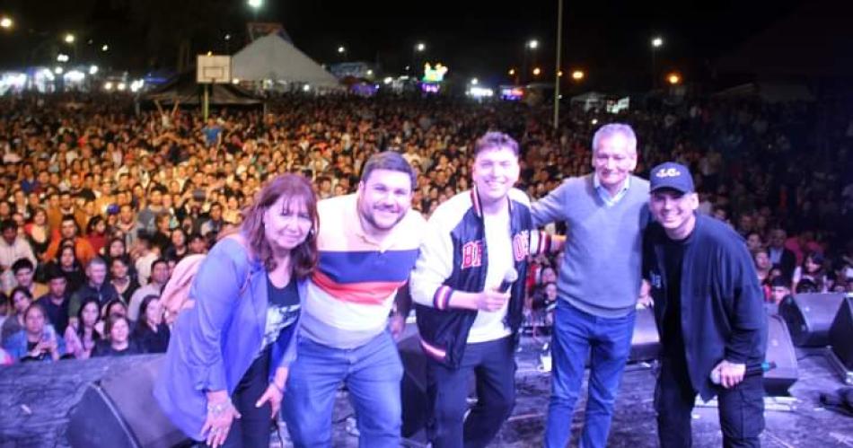 Pinto cierra los festejos hoy con el festival de jineteada y chamameacute