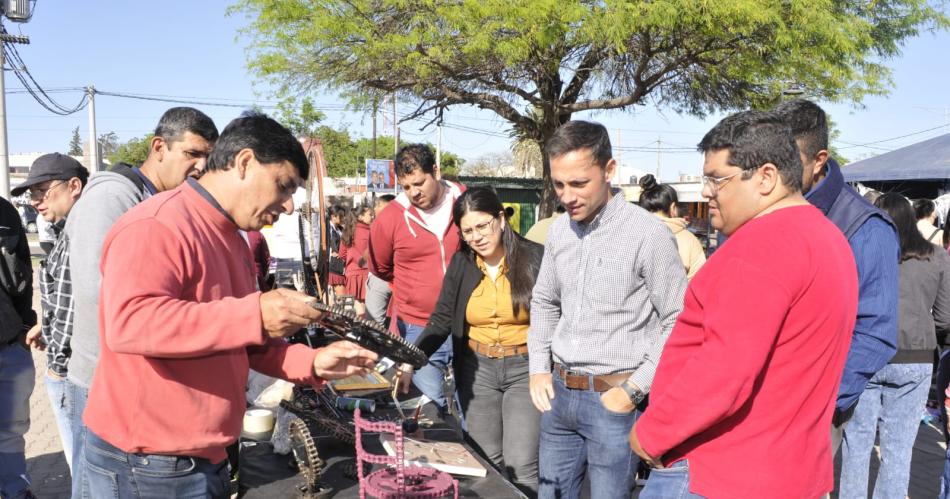 Se concretoacute la primera Ecoferia en la ciudad de Fernaacutendez