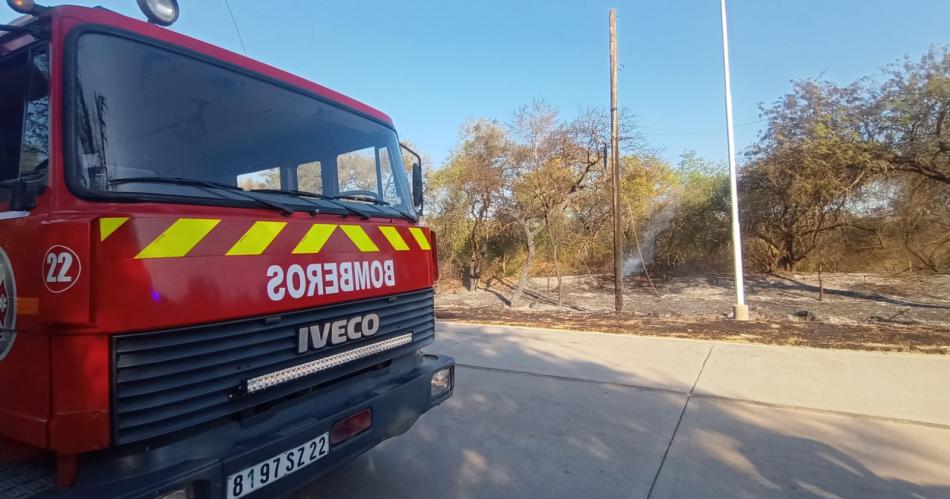 Controlan incendio en zona rural de Maco