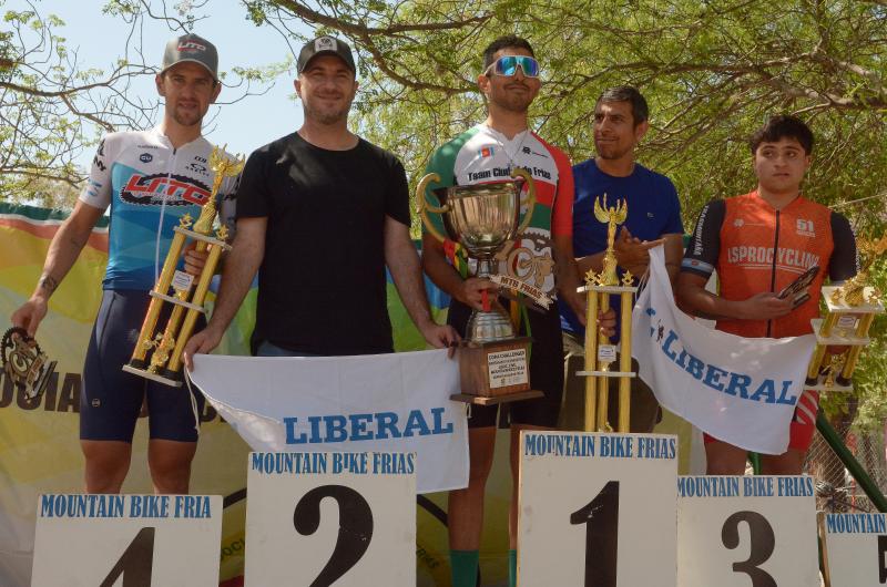 Sergio Guzmaacuten y Margarita Crespi se quedaron con la Copa Diario EL LIBERAL