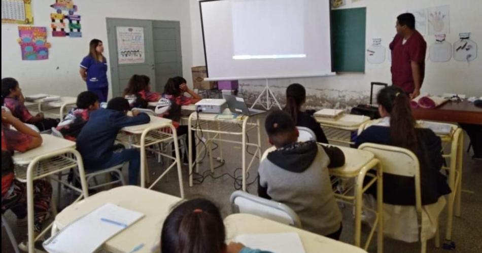 Capacitaron sobre ESI a alumnos de la Escuela Municipal