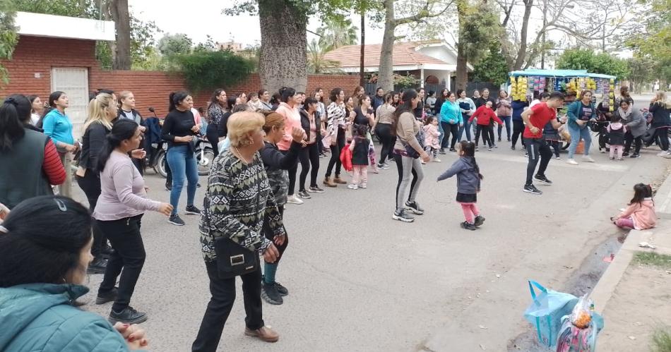 Anticiparon fiesta con las mamaacutes del jardincito Nordm 91 Retontildeos