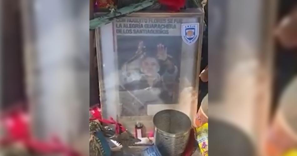 VIDEO  El perturbador detalle del santuario que hicieron en donde chocoacute Huguito Flores