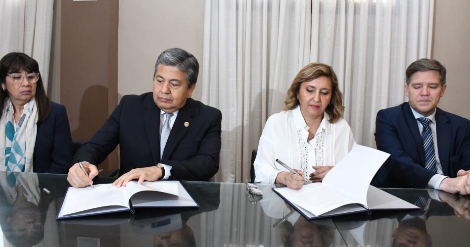 El municipio y la Unse firmaron un convenio de formacioacuten educativa