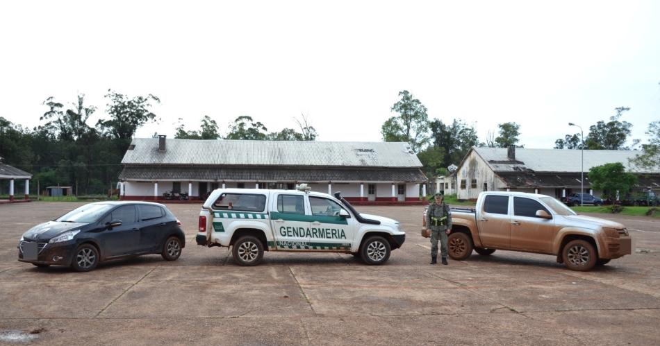 Se llevaron por delante varios puestos de control de Gendarmeriacutea en el afaacuten de huir