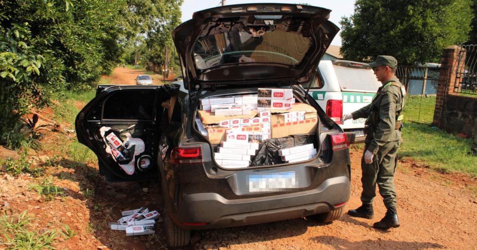 Detuvieron un vehiacuteculo que transportaba maacutes de 13 mil cajas de puchos