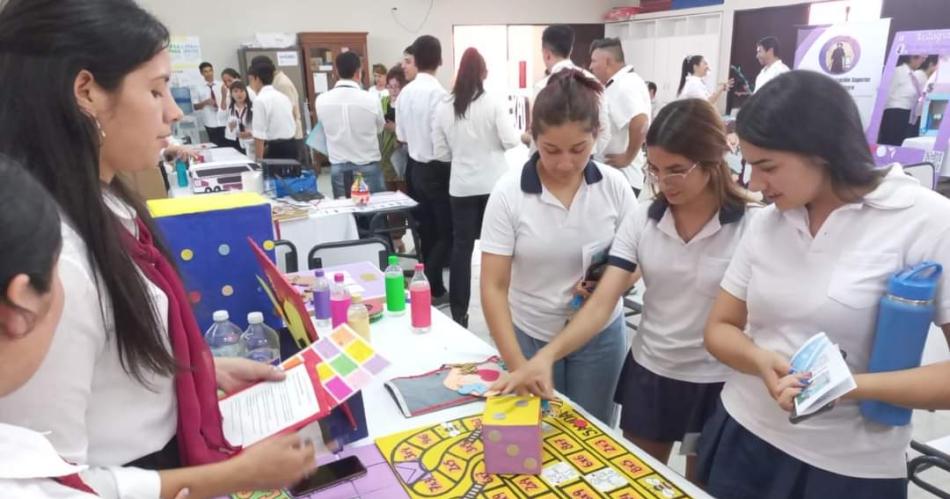 Con marcado eacutexito se realizoacute la 1ordf edicioacuten de la Expo Educativa de Loreto