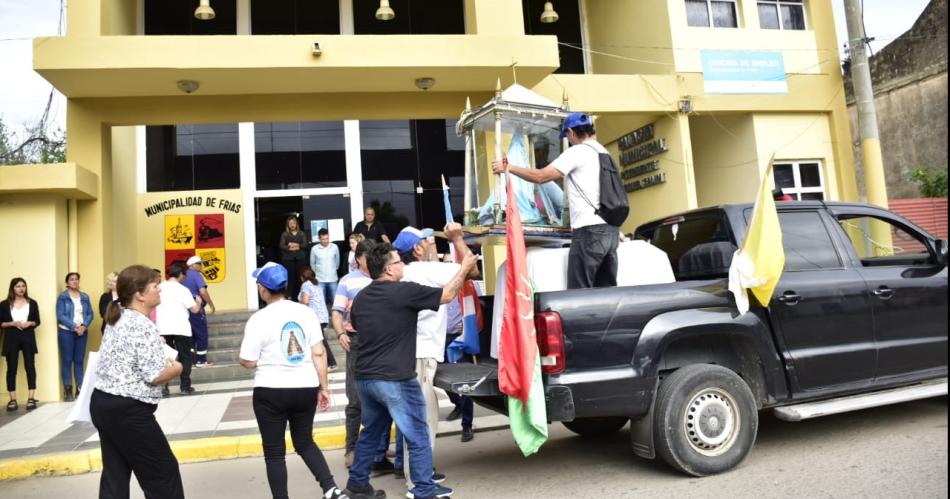 La imagen de la Madre del Valle ya peregrina por la Ciudad de la Amistad