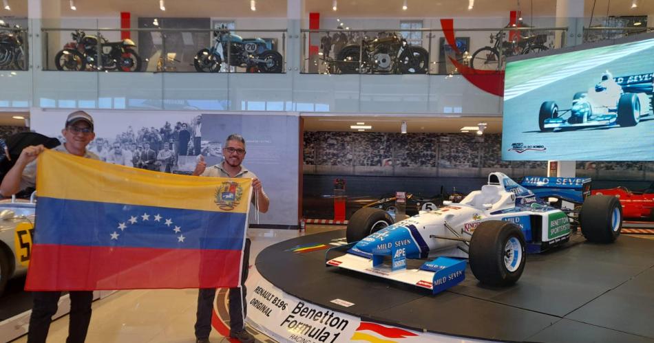 El Museo del Automoacutevil recibe gran cantidad de turistas internacionales