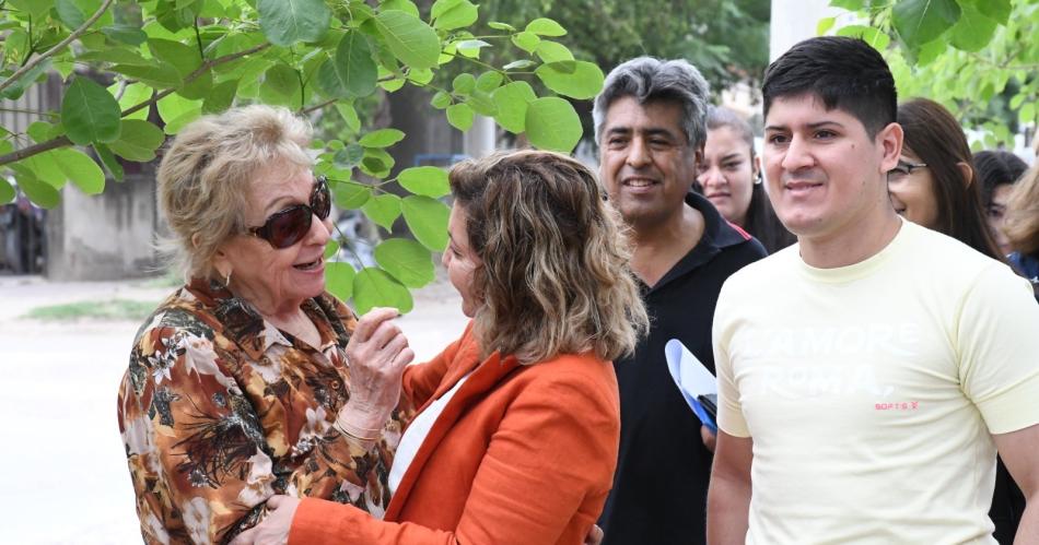 Fuentes recorrioacute la obra de la plaza El Vidalero en el Bordm Tradicioacuten