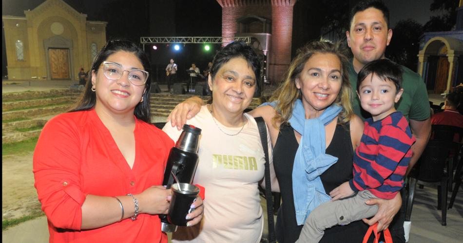 TARDE DE ENCUENTRO Y TRADICIOacuteN EN EL PARQUE