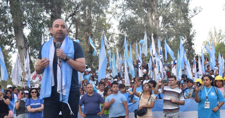 El Frente Renovador tuvo su acto de Cierre Massa Presidente