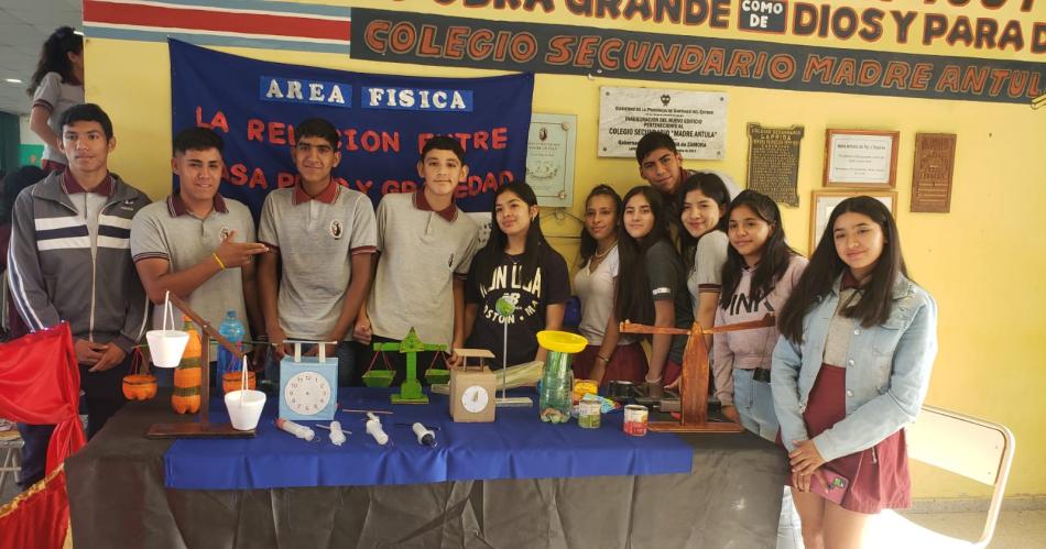 El colegio Madre Antula concretoacute con eacutexito su Muestra Pedagoacutegica