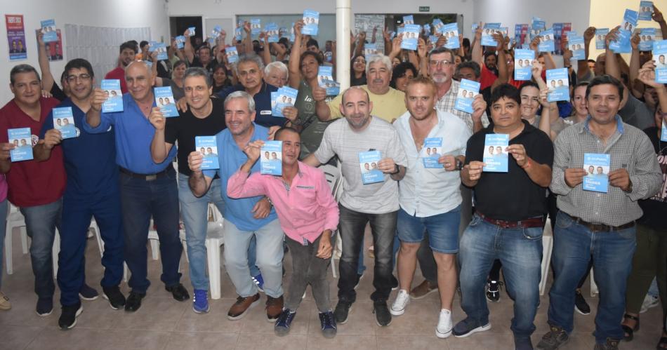 Mirolo Novara y Colaneri cerraron su campantildea en apoyo a Massa