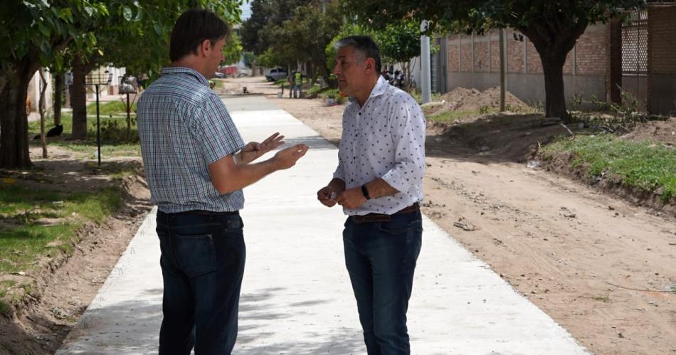 Avanza a buen ritmo la obra de pavimentacioacuten de la calle Chile (N)