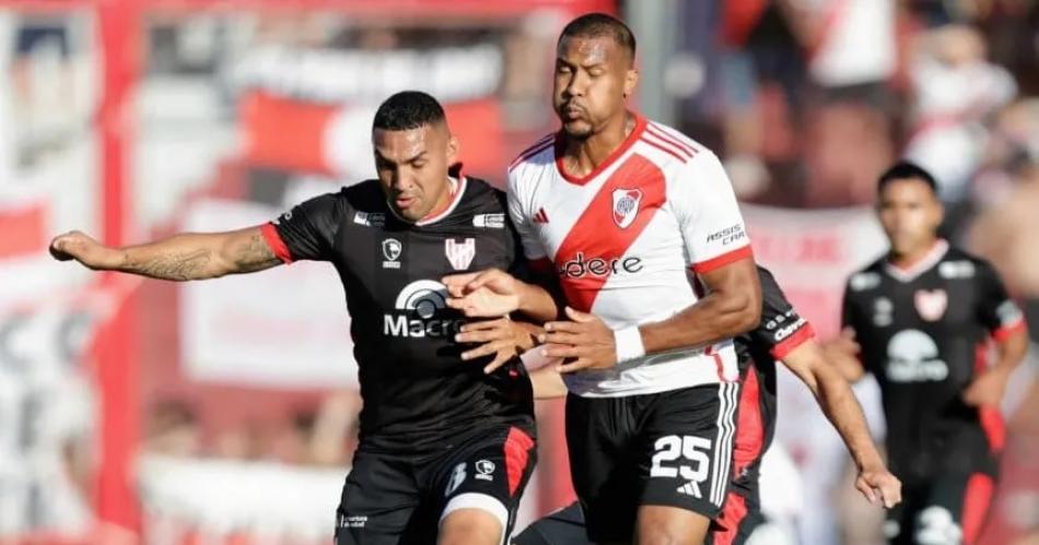 River igualoacute con Instituto y clasificoacute a cuartos de la Copa de la Liga como segundo