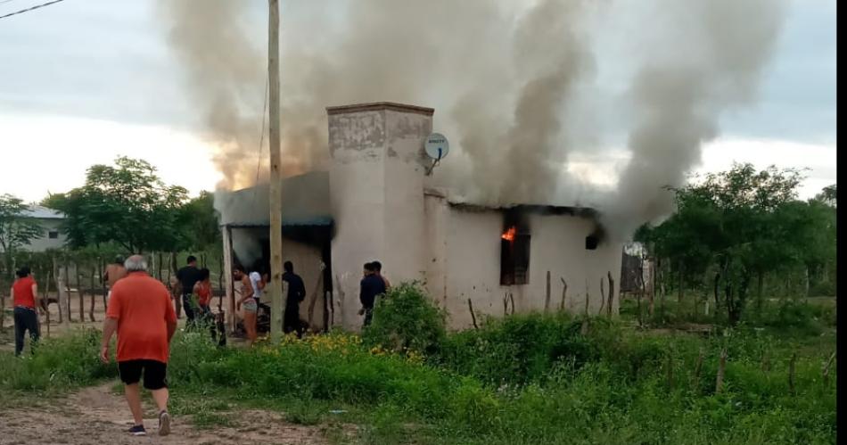 Una presunta travesura causa un incendio en el que muere un nintildeo de 4 antildeos