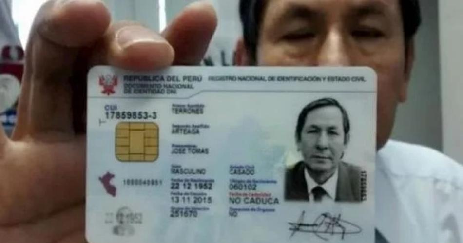 El Renaper lanza el nuevo DNI electroacutenico con chip y coacutedigo QR