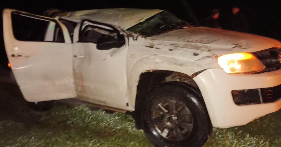 Camioneta cargada con herbicidas volcoacute en la Ruta 16