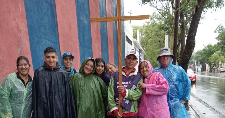 Fiesta de la Virgen del Valle- con muestras de sacrificio y fe peregrinos llegaron a su altar