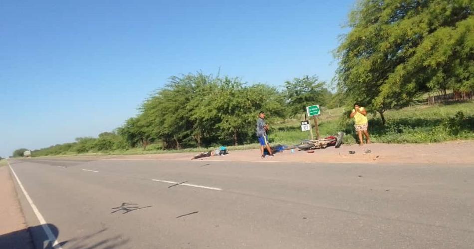 HORROR La víctima quedó tendida en la banquina esperando ser asistida