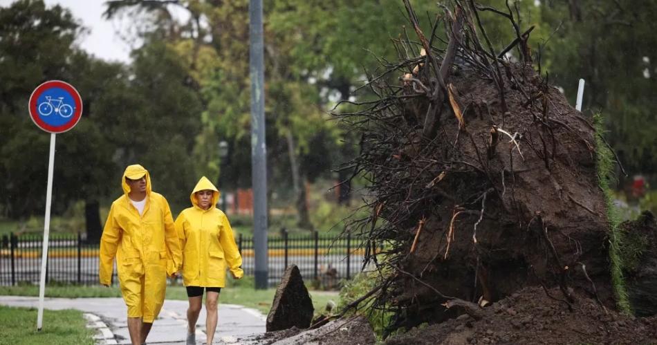 El temporal fue un duro llamado de atencioacuten para un presidente que no cree en el cambio climaacutetico