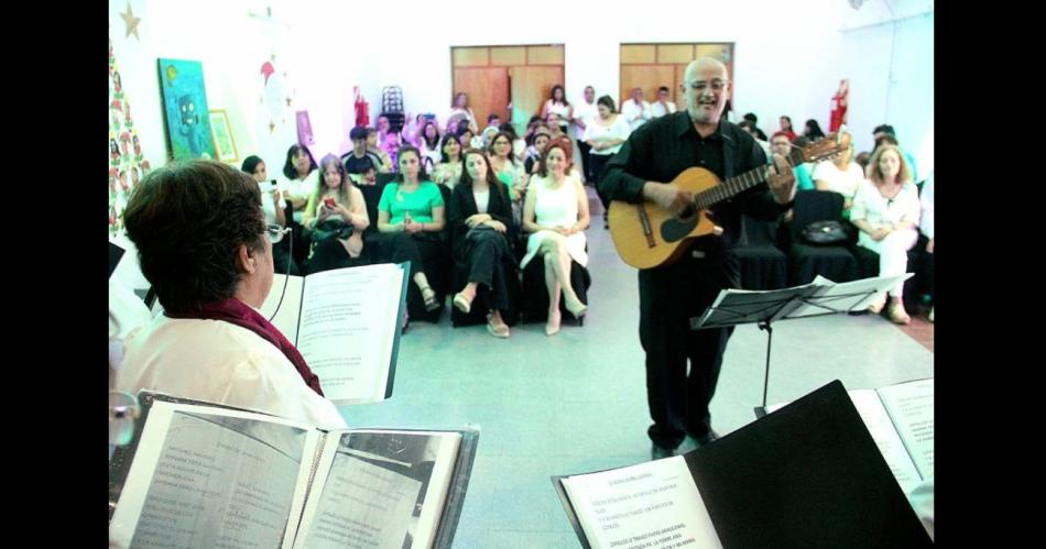 La Casa del Bicentenario celebroacute 12 antildeos al servicio de la ciudad 