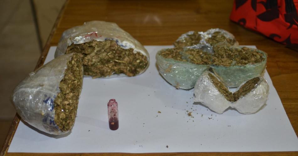 Escondiacutea marihuana dentro de un parlante- lo descubrioacute Gendarmeriacutea