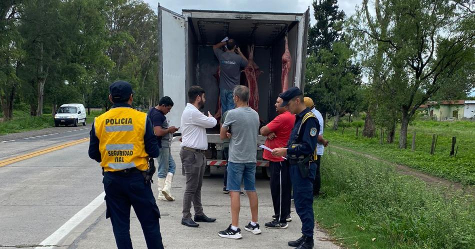 Decomisan carne porcina que era transportada sin documentacioacuten 