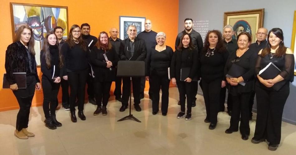 El CCB propone para hoy el concierto de fin de antildeo del Coro Polifoacutenico