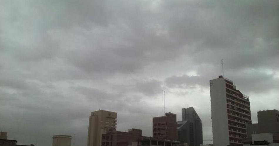 Lluvia humedad y calor- Santiago del Estero bajo alerta por tormenta