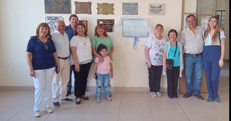 REENCUENTRO DE EGRESADOS  Y FESTEJO DE BODAS DE ORO